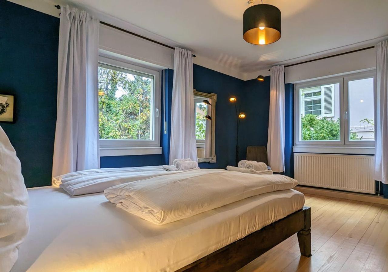 65Qm Altbaucharme Mit Zwei Balkonen Apartment Karlsruhe Luaran gambar