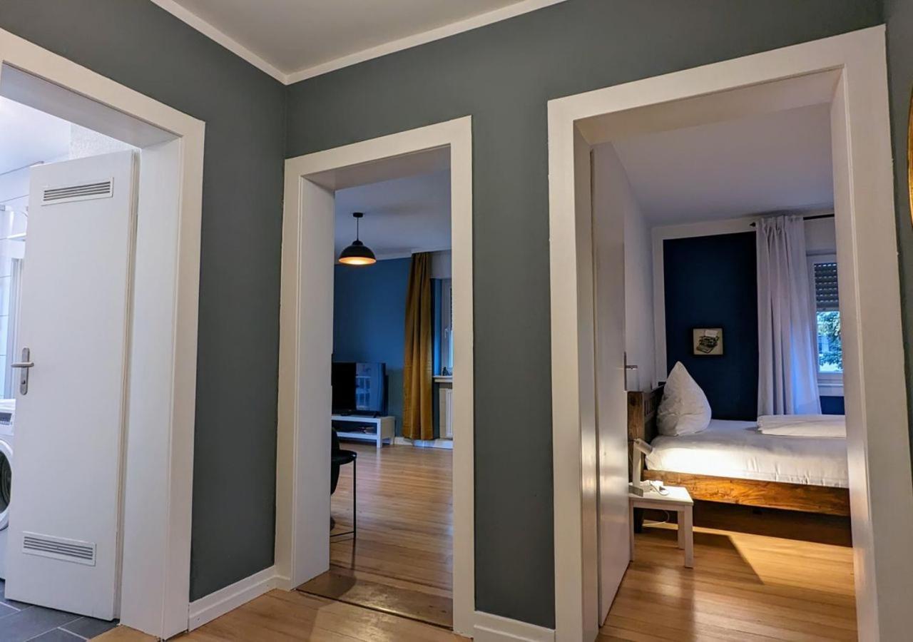 65Qm Altbaucharme Mit Zwei Balkonen Apartment Karlsruhe Luaran gambar